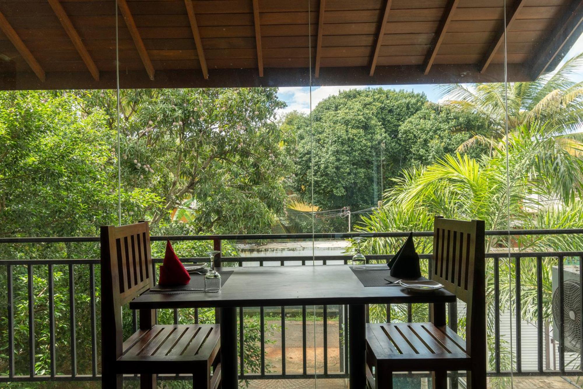 Hotel Bella Vista Anuradhapura Exterior foto